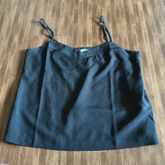 J. Crew basic black v-neck cami BD284 size 8 - Picture 6 of 7